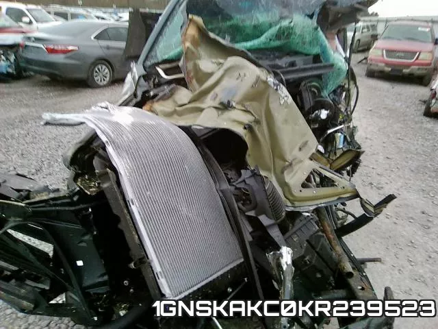 1GNSKAKC0KR239523 фото 8