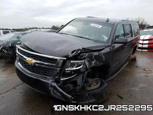 1GNSKHKC2JR252295 фото 3