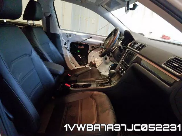 1VWBA7A37JC052231 фото 6