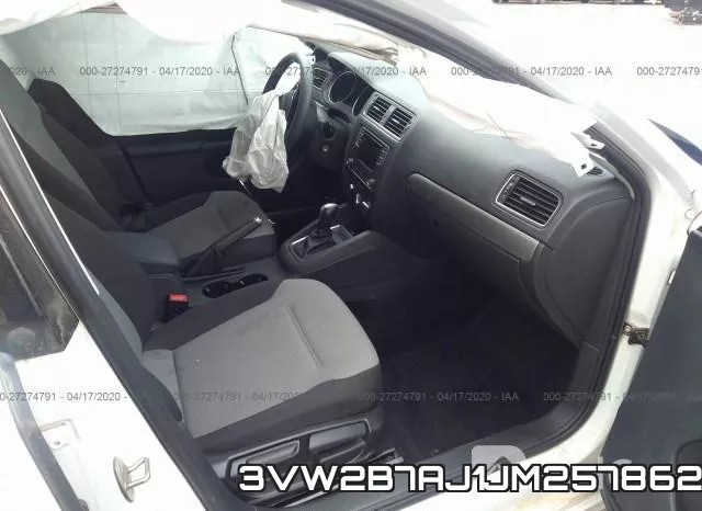 3VW2B7AJ1JM257862 фото 6