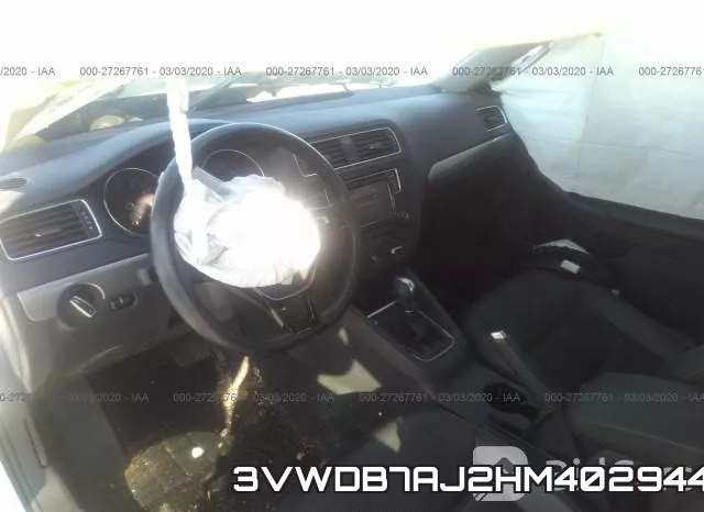 3VWDB7AJ2HM402944 фото 6