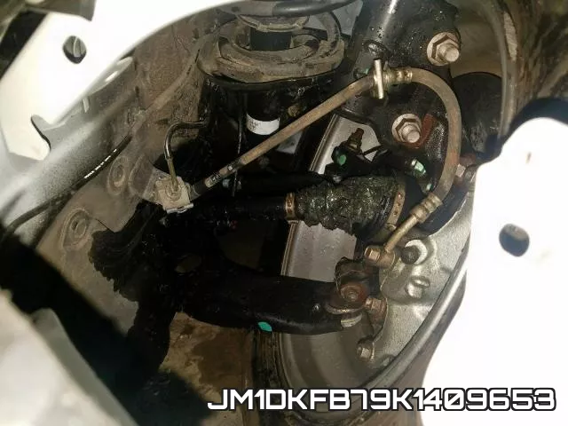 JM1DKFB79K1409653 фото 10