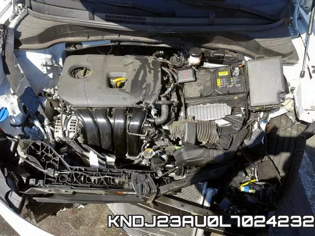 KNDJ23AU0L7024232 фото 8