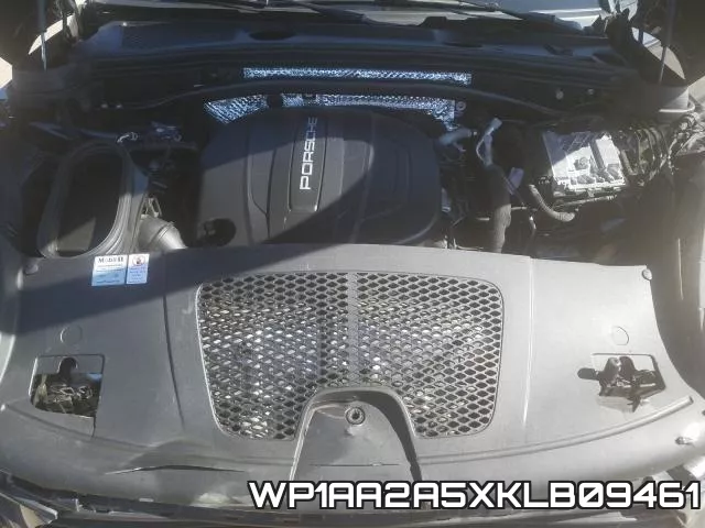 WP1AA2A5XKLB09461 фото 8