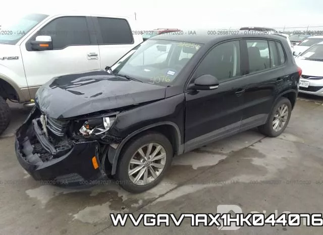 WVGAV7AX1HK044076 фото 3