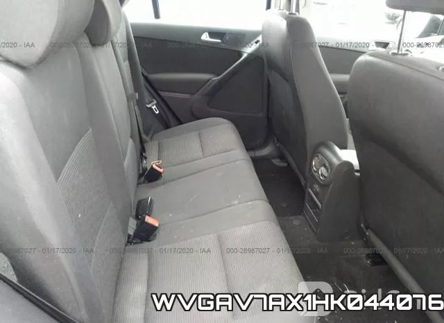 WVGAV7AX1HK044076 фото 9