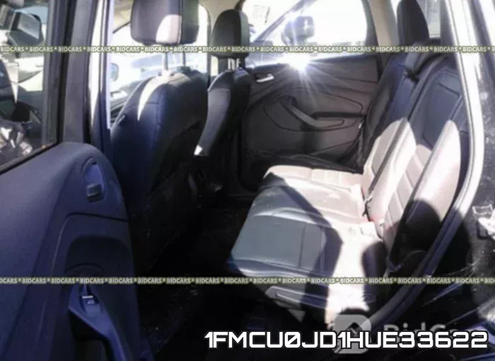 1FMCU0JD1HUE33622 фото 9