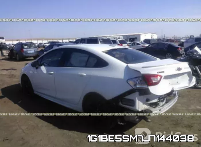 1G1BE5SM7J7144038 фото 4