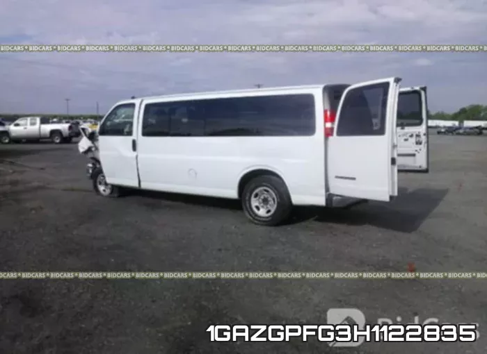1GAZGPFG3H1122835 фото 4