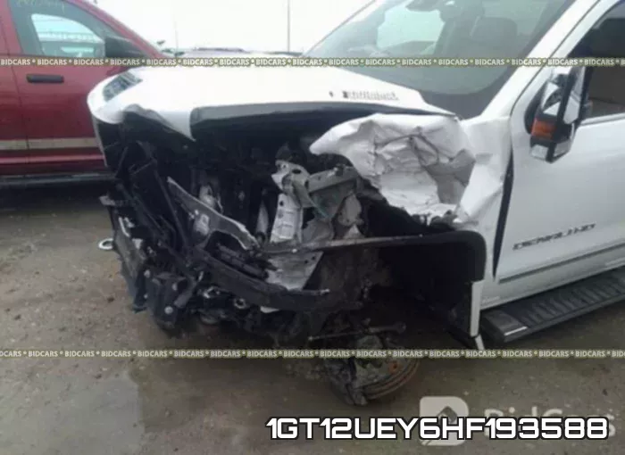 1GT12UEY6HF193588 фото 7