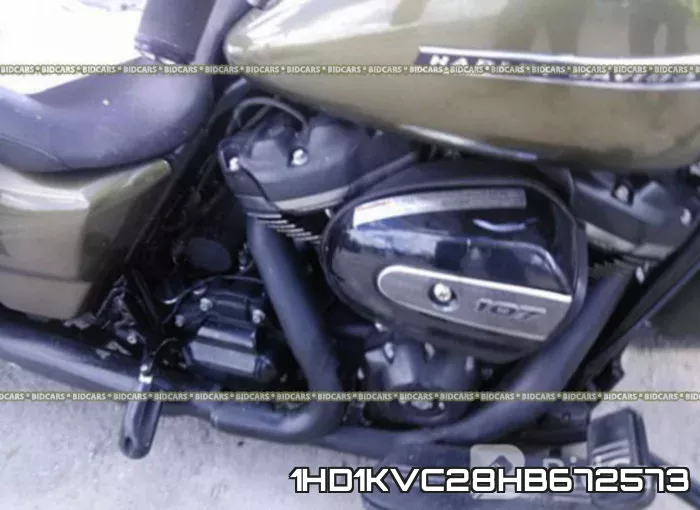 1HD1KVC28HB672573 фото 9