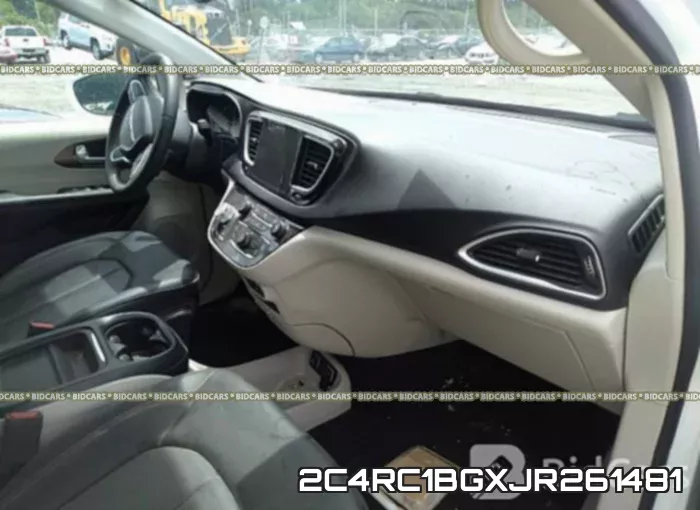 2C4RC1BGXJR261481 фото 6
