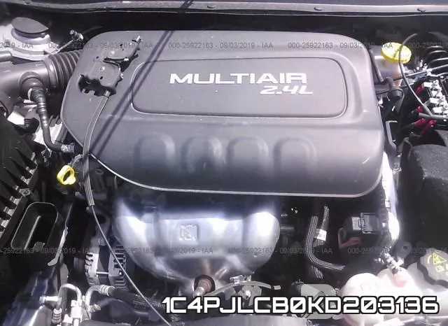 1C4PJLCB0KD203136 фото 2