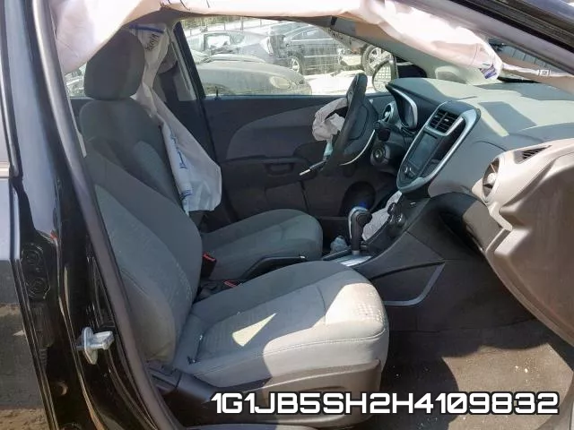 1G1JB5SH2H4109832 фото 6