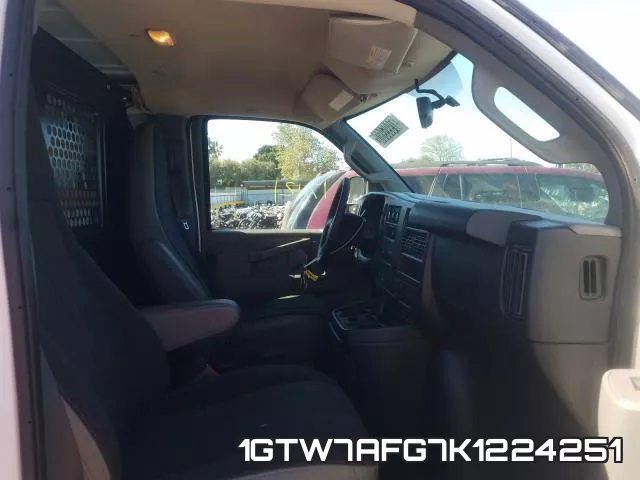 1GTW7AFG7K1224251 фото 6