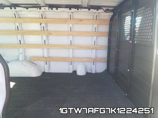 1GTW7AFG7K1224251 фото 7