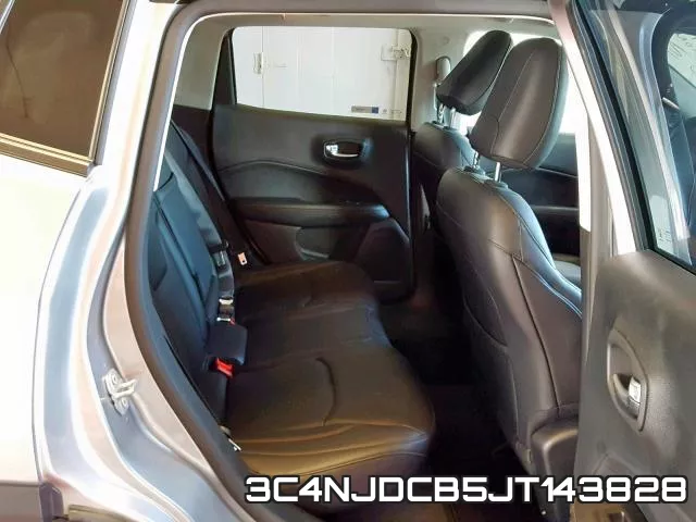 3C4NJDCB5JT143828 фото 7