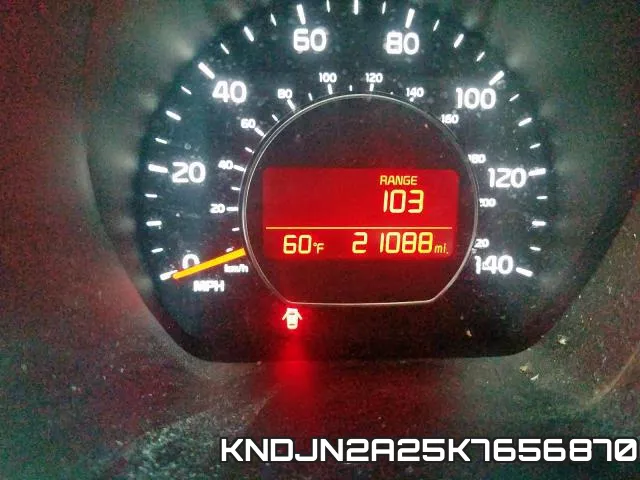 KNDJN2A25K7656870 фото 9