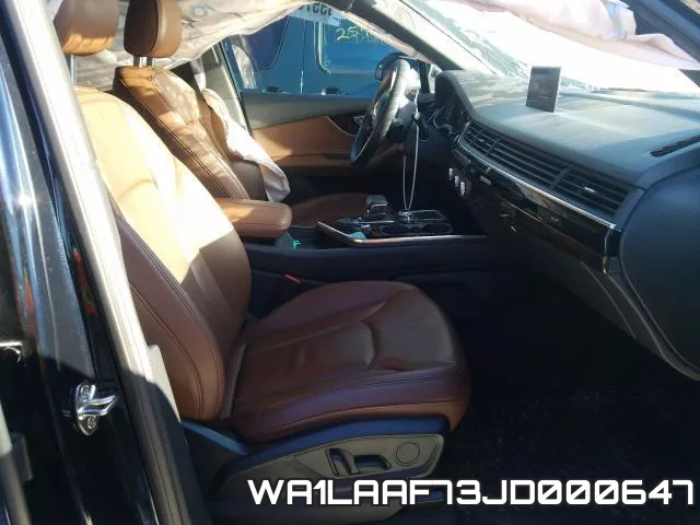 WA1LAAF73JD000647 фото 6