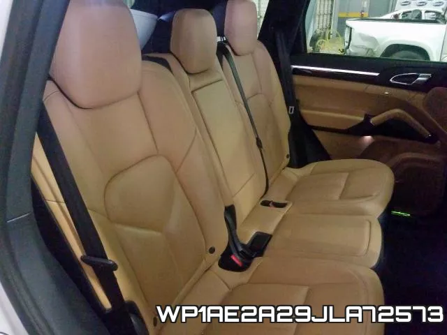 WP1AE2A29JLA72573 фото 7
