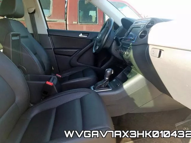 WVGAV7AX3HK010432 фото 6