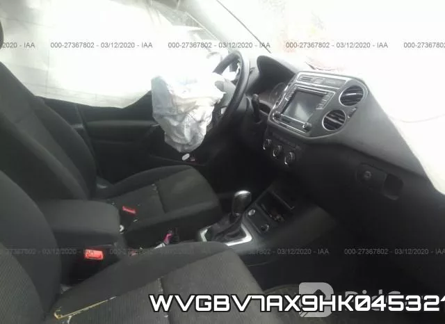 WVGBV7AX9HK045321 фото 6
