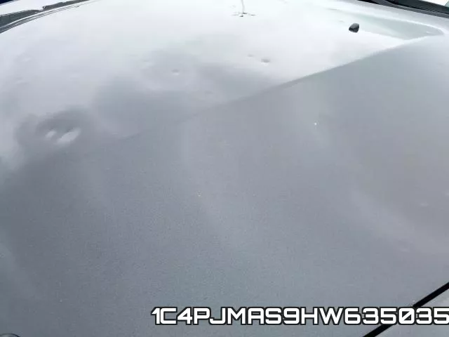 1C4PJMAS9HW635035 фото 10