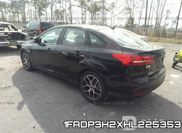 1FADP3H2XHL225353 фото 4