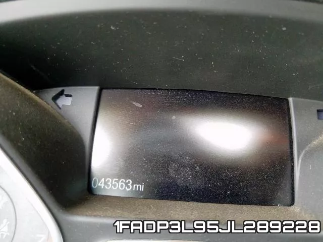 1FADP3L95JL289228 фото 9