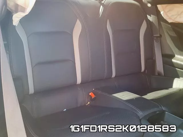 1G1FD1RS2K0128583 фото 7