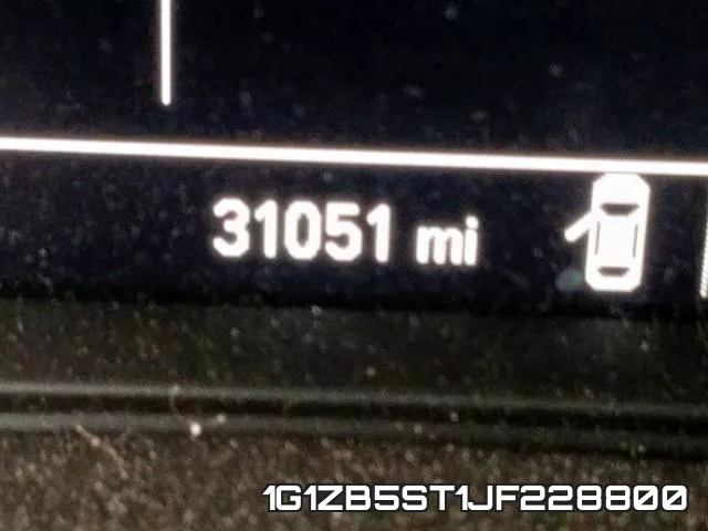 1G1ZB5ST1JF228800 фото 9