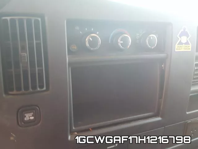 1GCWGAF17H1216798 фото 10