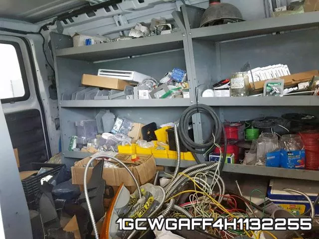 1GCWGAFF4H1132255 фото 7