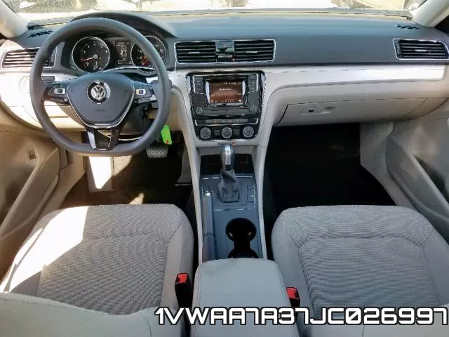1VWAA7A37JC026997 фото 10