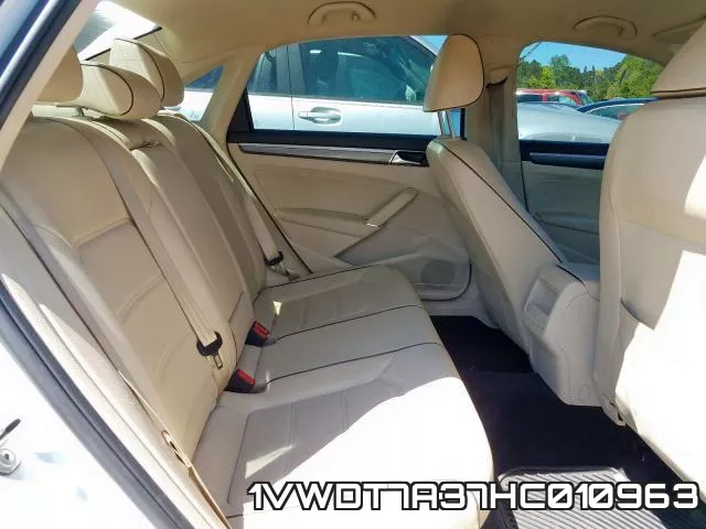 1VWDT7A37HC010963 фото 7