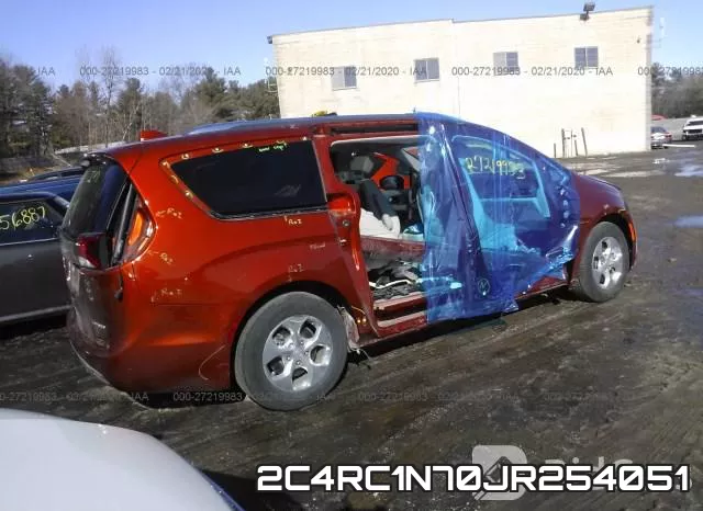 2C4RC1N70JR254051 фото 5