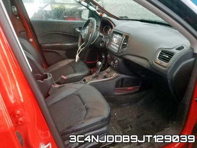 3C4NJDDB9JT129039 фото 6