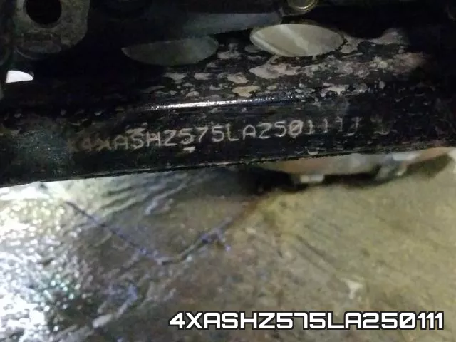 4XASHZ575LA250111 фото 2