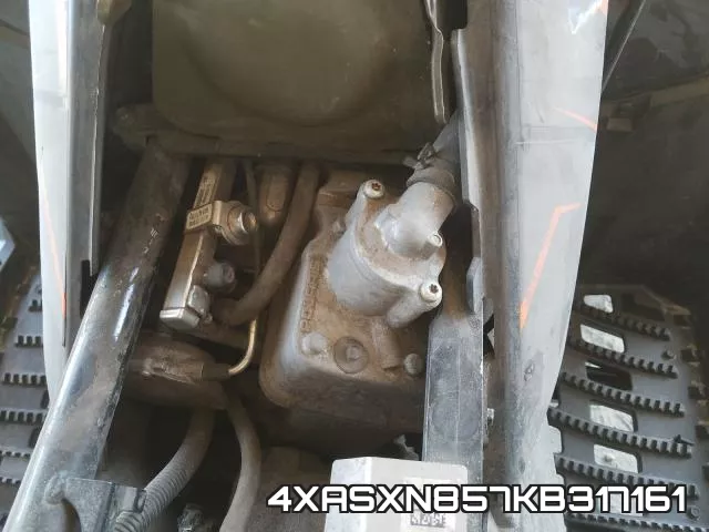 4XASXN857KB317161 фото 8