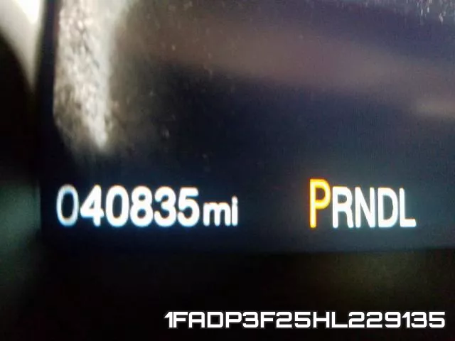 1FADP3F25HL229135 фото 9