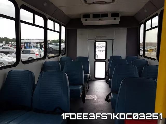1FDEE3FS7KDC03251 фото 7