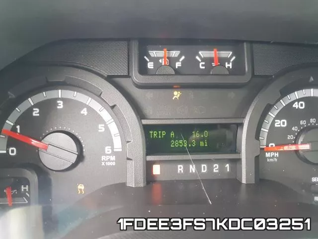 1FDEE3FS7KDC03251 фото 9