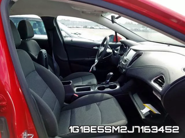 1G1BE5SM2J7163452 фото 6