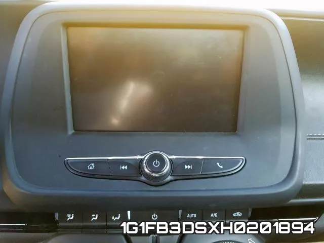 1G1FB3DSXH0201894 фото 10