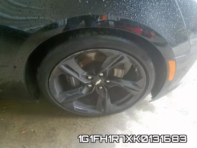 1G1FH1R7XK0131683 фото 10
