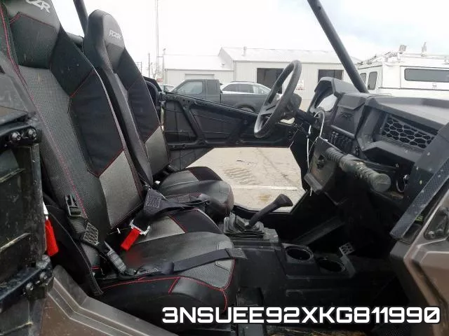 3NSUEE92XKG811990 фото 6