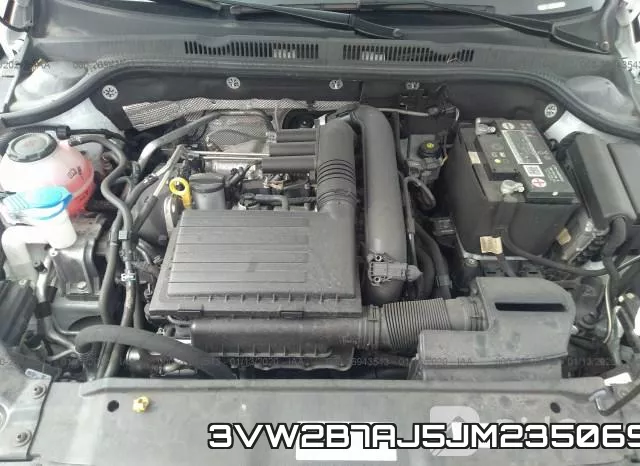 3VW2B7AJ5JM235069 фото 2