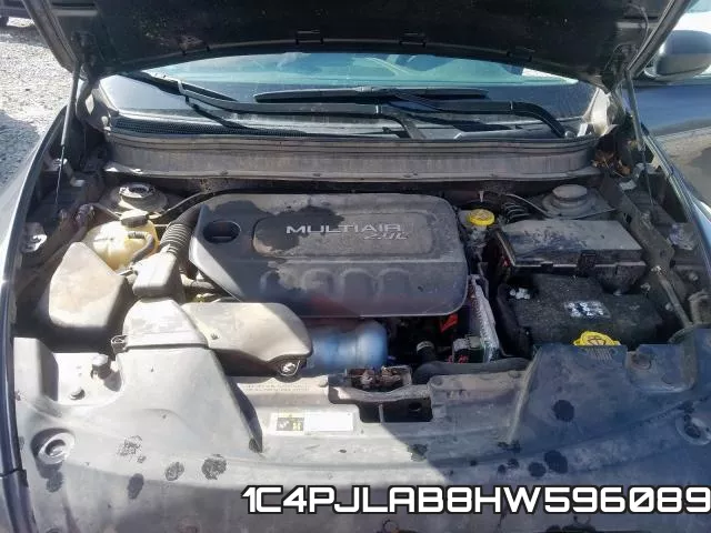 1C4PJLAB8HW596089 фото 8