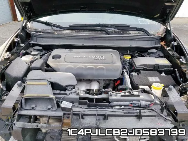 1C4PJLCB2JD583739 фото 8