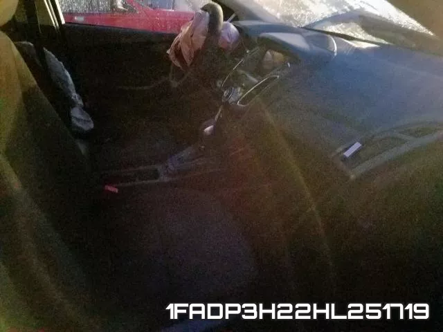 1FADP3H22HL251719 фото 6